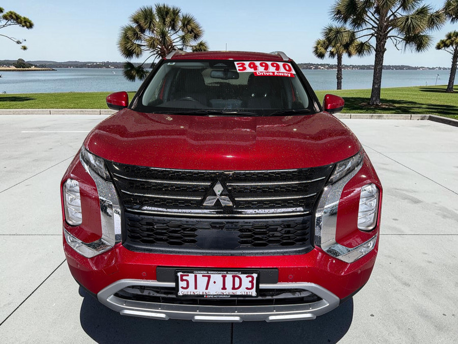 2023 Mitsubishi Outlander ZM LS SUV Image 1