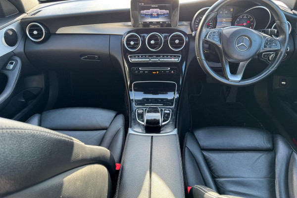 2016 Mercedes-Benz C-Class W205 C250 Sedan Image 10
