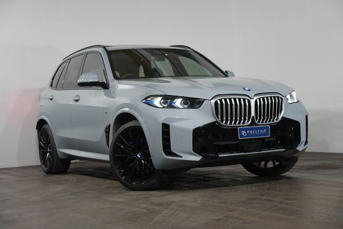 2023 BMW X5 xDrive30d M Sport SUV