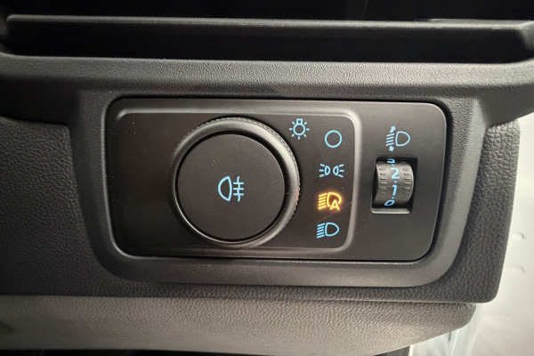 2026 MY27 Ford Transit Custom AV Sport SWB Van Image 21