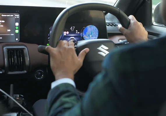 e Vitara Intuitive Controls