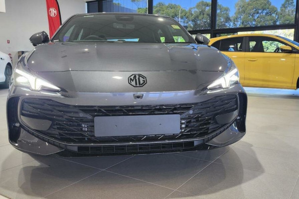 2025 MG MG7 IP42 Essence Sedan Image 6