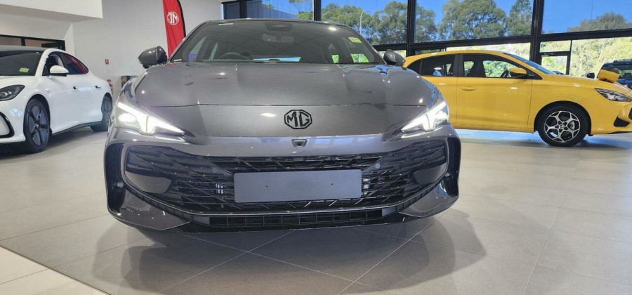 2025 MG MG7 IP42 Essence Sedan Image 6