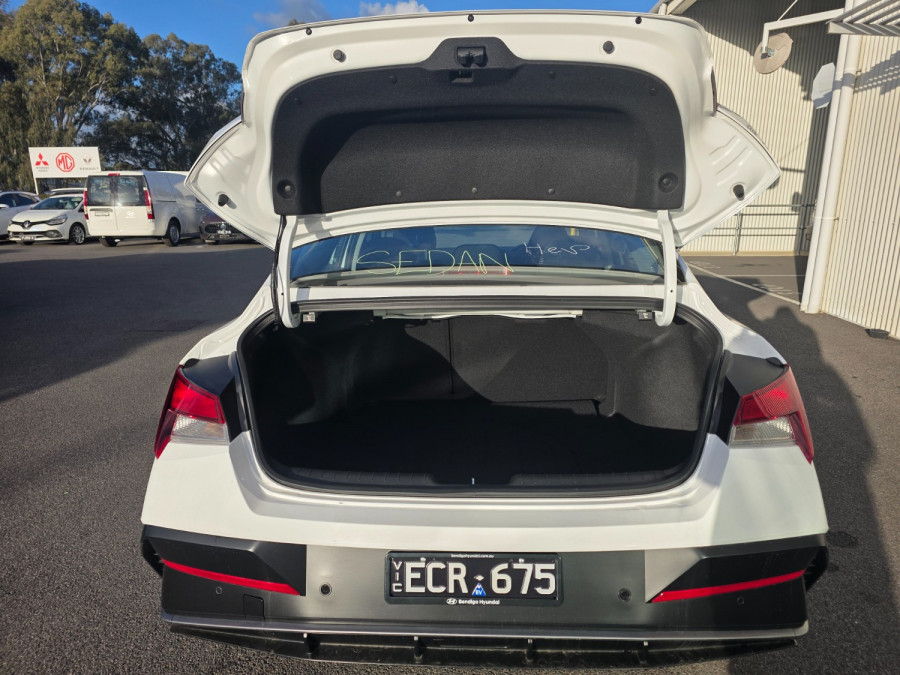 2026 Hyundai i30 CN7.V4 Hybrid Sedan Image 9