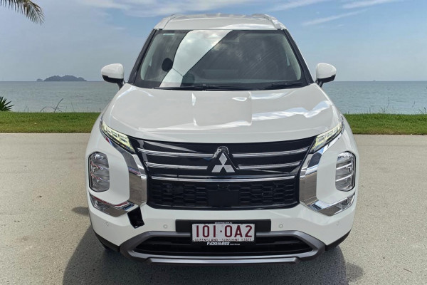 2025 Mitsubishi Outlander ZM LS SUV Image 2