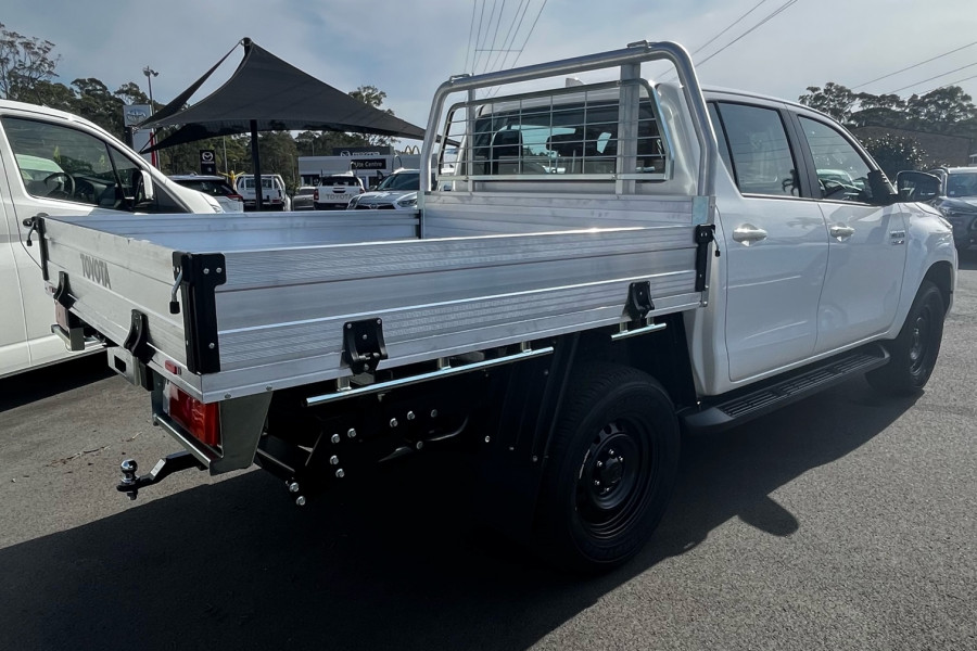 2025 Toyota HiLux GUN126R SR 4x4 Cab Chassis Image 8