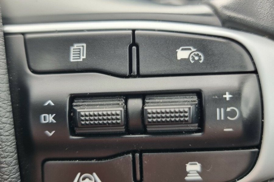 2023 Kia Sportage SUV Image 17