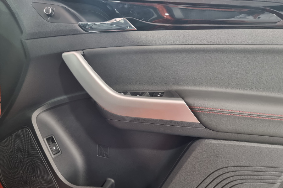 2024 MY23 LDV T60 SK8C Max LUXE Ute Image 31