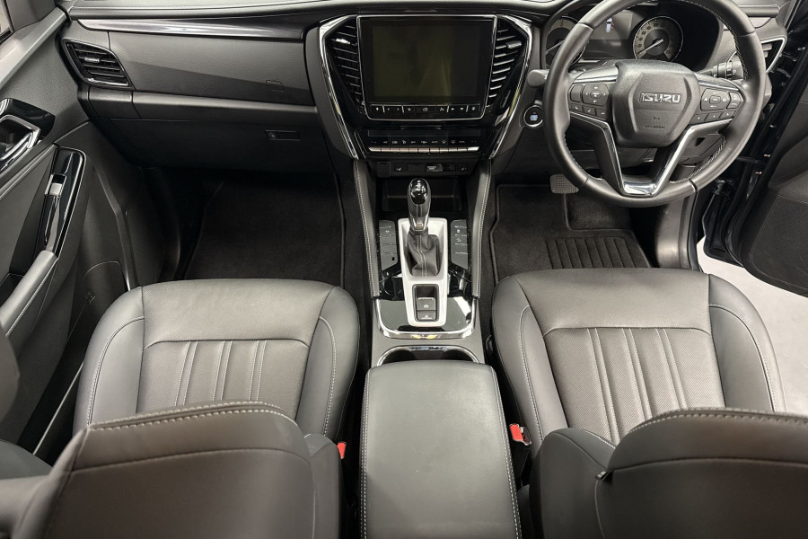 2024 Isuzu MU-X LS-T Wagon Image 17