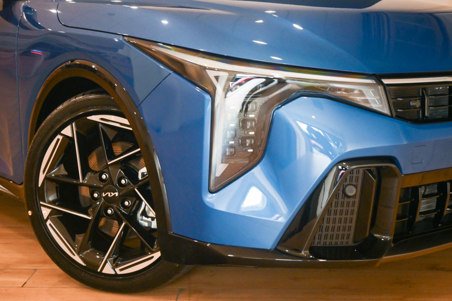 2025 Kia K4 CL4m GT-Line Sedan Image 6