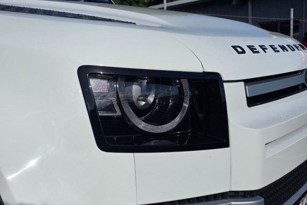 2020 MY21 Land Rover Defender L663 110 D300 SE SUV Image 14