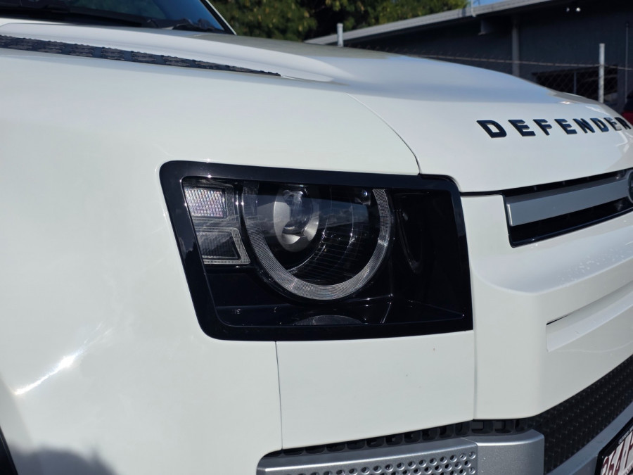 2020 MY21 Land Rover Defender L663 110 D300 SE SUV Image 14
