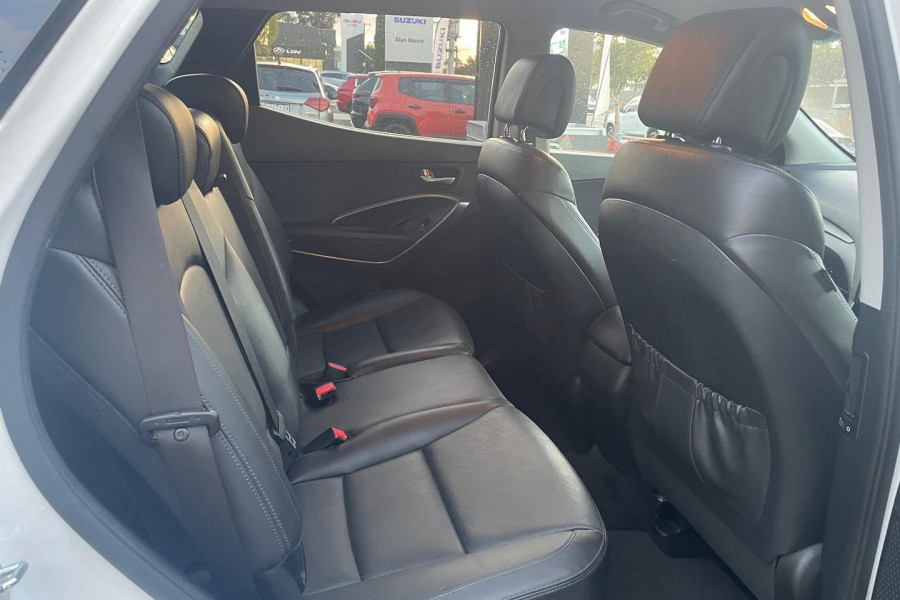 2017 Hyundai Santa Fe DM3 Series II Active X SUV Image 25