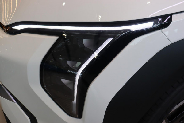 2026 MY27 Kia EV3 SV Air Long Range SUV Image 5