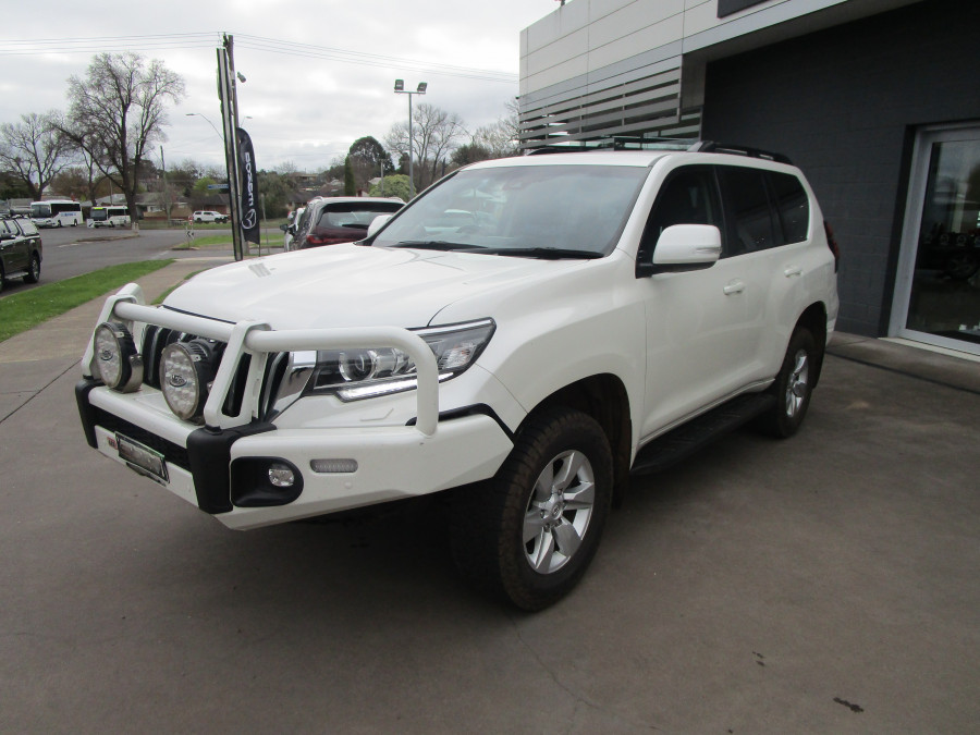 2021 Toyota LandCruiser Prado GDJ150R GXL SUV Image 3