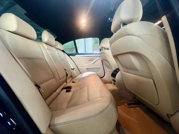 2015 BMW 5 Series F10 LCI 520i M Sport Sedan image 19