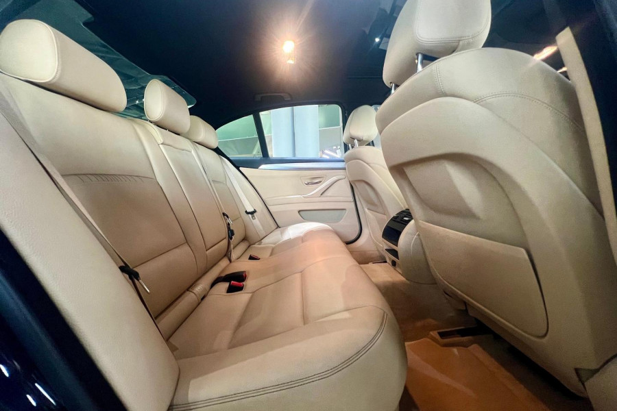 2015 BMW 5 Series F10 LCI 520i M Sport Sedan