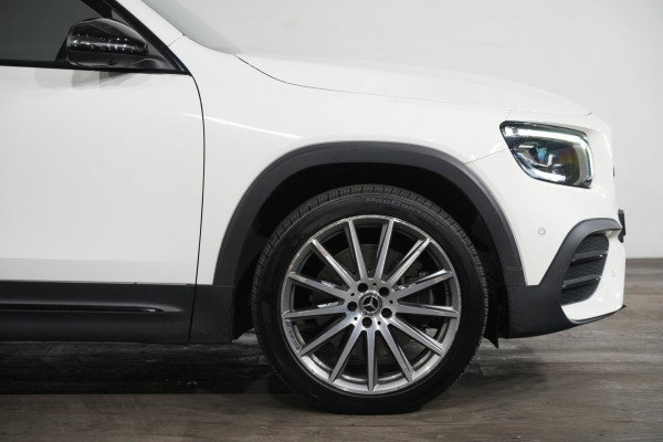 2020 Mercedes-Benz GLB-Class 250 4matic SUV Image 4