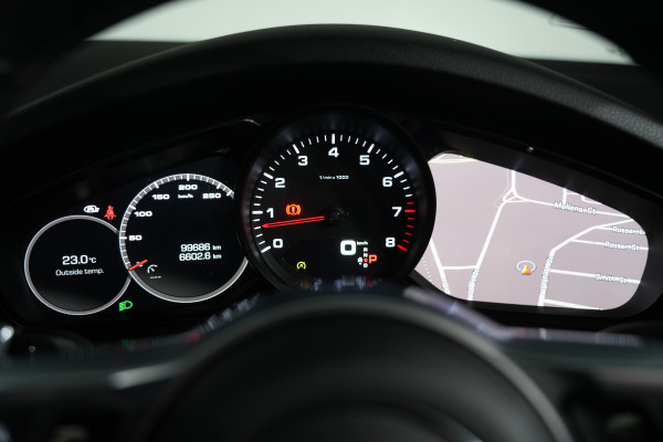2020 Porsche Cayenne SUV Image 15