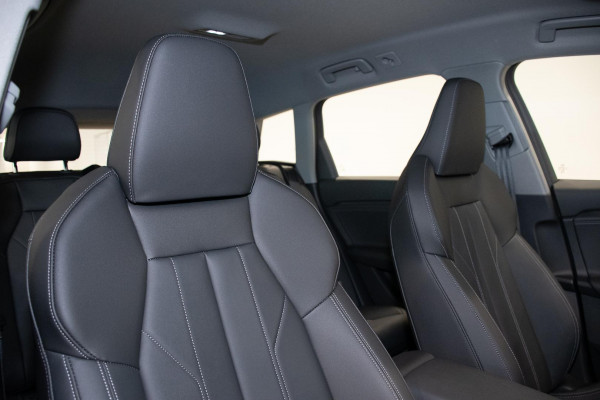 2026 Audi Q6 e-tron SUV image 9