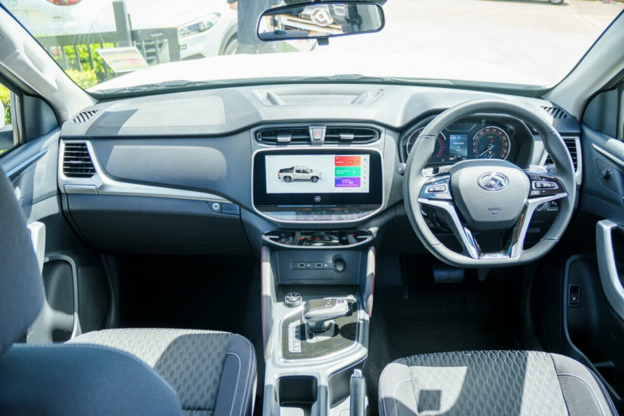 2025 LDV T60 SK8C Max PRO Ute Image 15