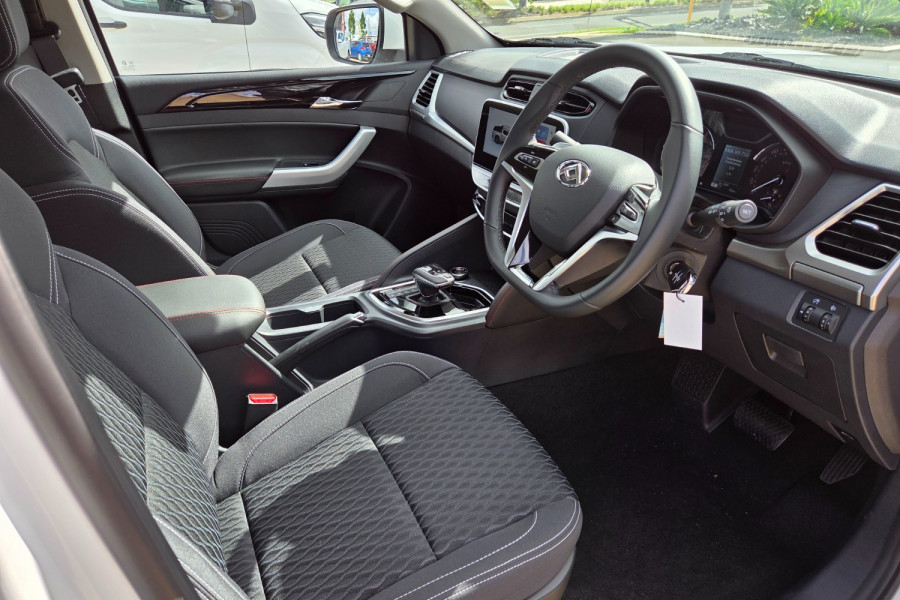 2025 LDV T60 SK8C Max PRO Ute Image 9