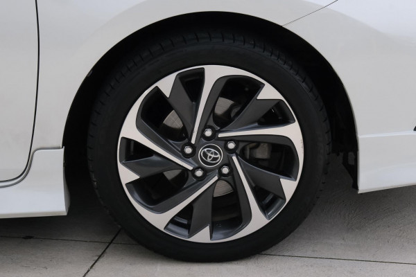 2017 Toyota Corolla ZRE182R ZR Hatch Image 6