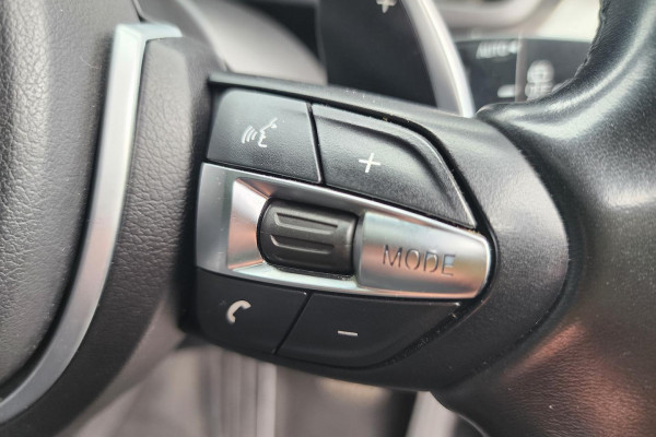 2016 BMW X5 F15 sDrive25d SUV Image 15