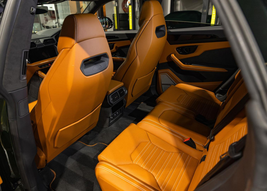 2025 Lamborghini Urus 636 SE SUV Image 29