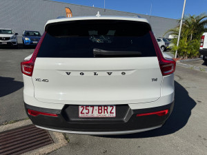 2020 Volvo XC40 XZ T4 Momentum SUV