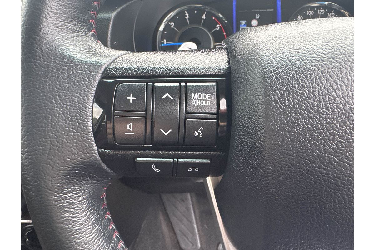 2019 Toyota Fortuner GUN156R Crusade Wagon Image 13