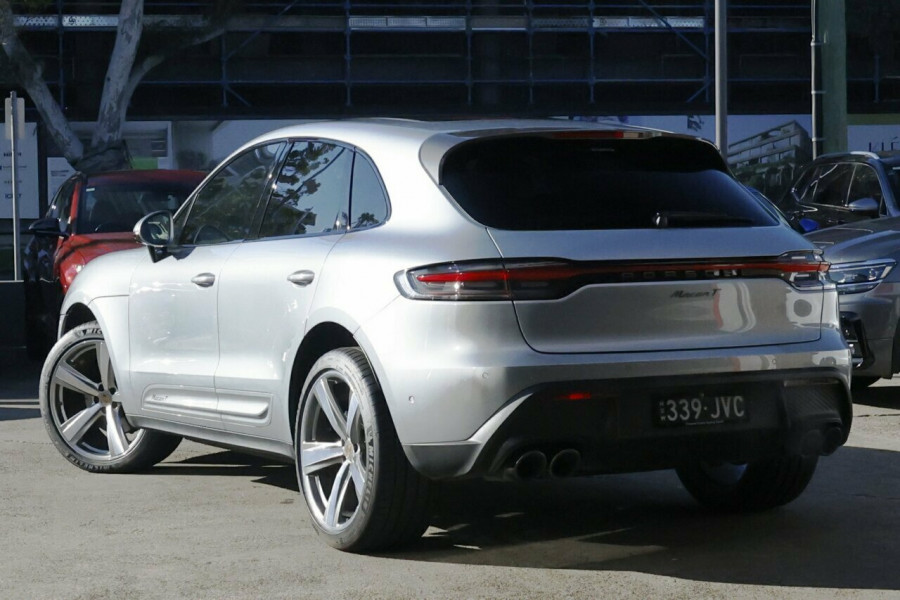 2022 MY23 Porsche Macan 95B T SUV Image 3