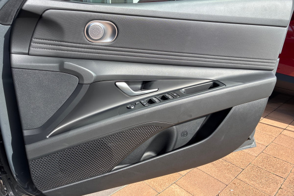 2025 Hyundai i30 CN7.V2  Sedan Image 18