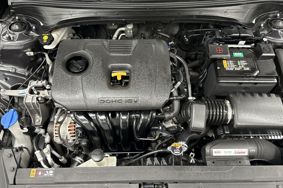 2020 MY1  Kia Cerato BD Sport+ Hatch Image 11