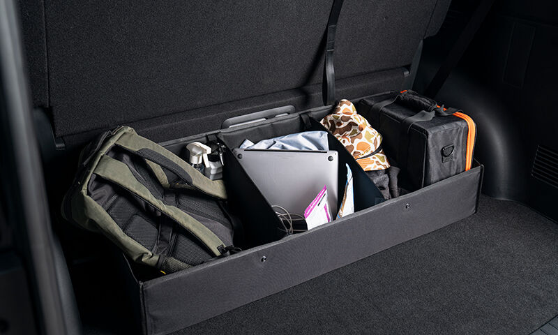 Luxury cargo organiser