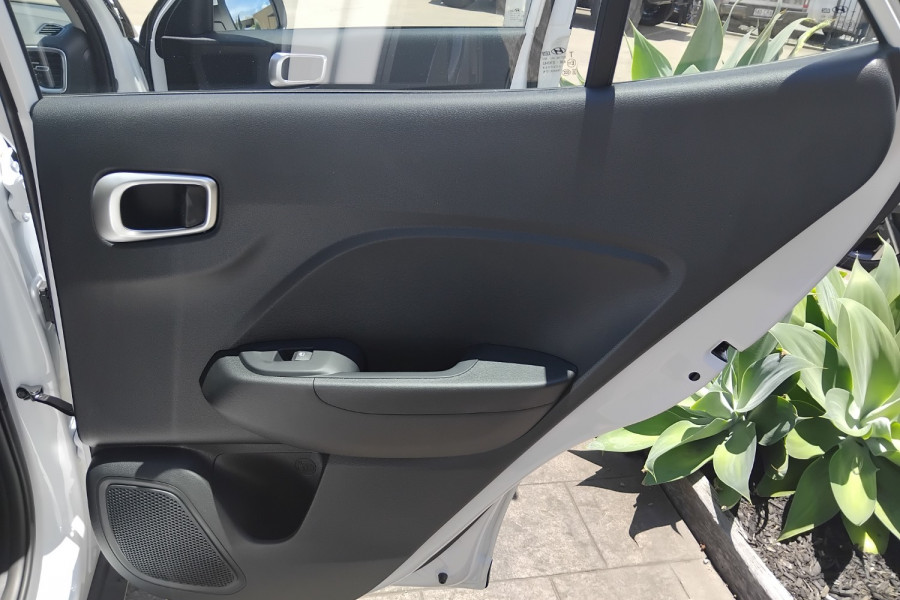 2024 Hyundai Venue QX.V5  SUV Image 17