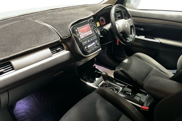 2017 Mitsubishi Outlander ZK LS Safety Pack SUV