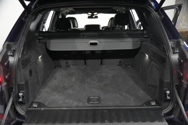 2021 BMW X5 M50i SUV Image 37