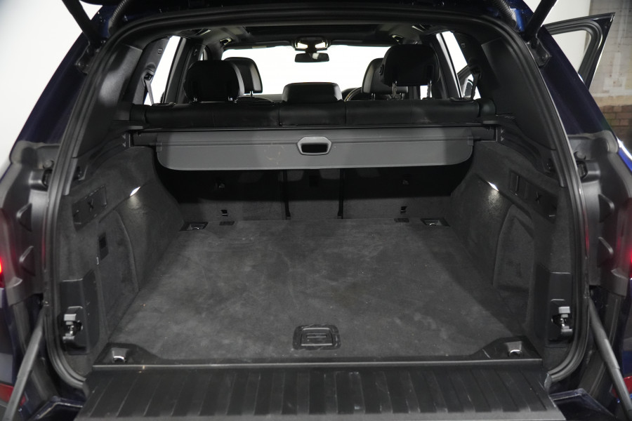 2021 BMW X5 M50i SUV Image 37