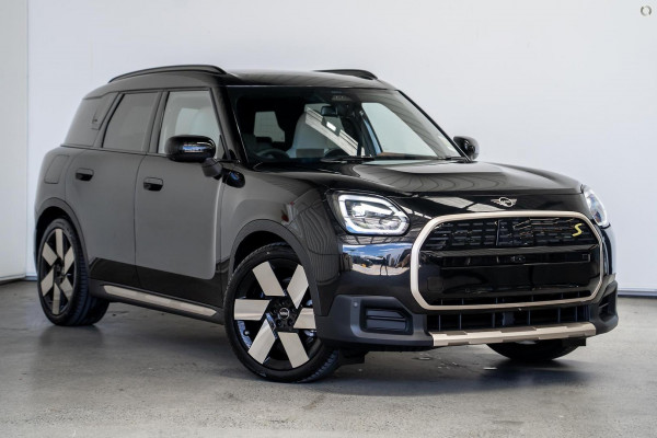 MINI Countryman SE Favoured U25