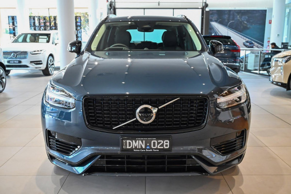 2024 MY25 Volvo XC90  Ultra T8 Plug-In Hybrid SUV Image 2