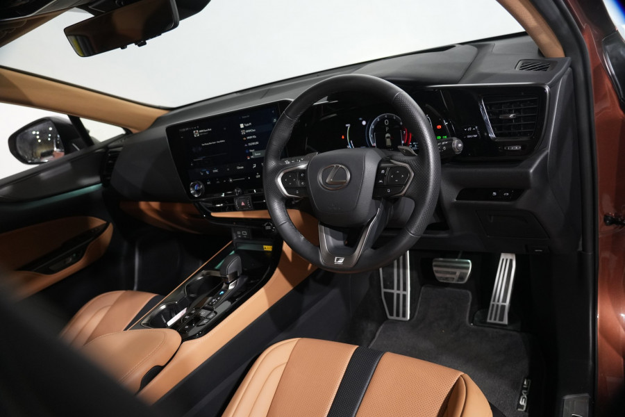 2025 Lexus NX NX450h+ F Sport SUV Image 12