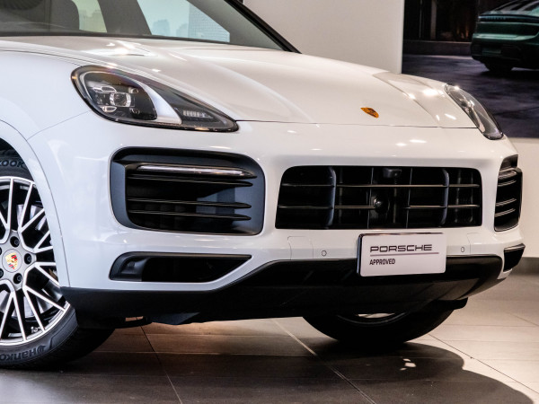 2022 MY23 Porsche Cayenne S Platinum Edition Coupe image 5