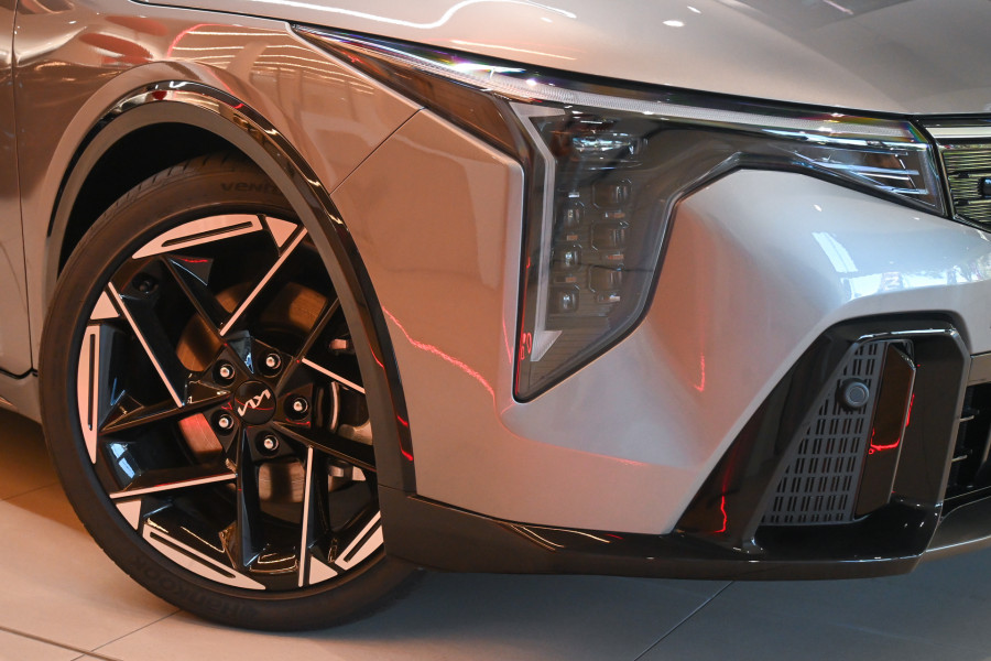 2025 Kia K4 CL4m GT-Line Sedan Image 6