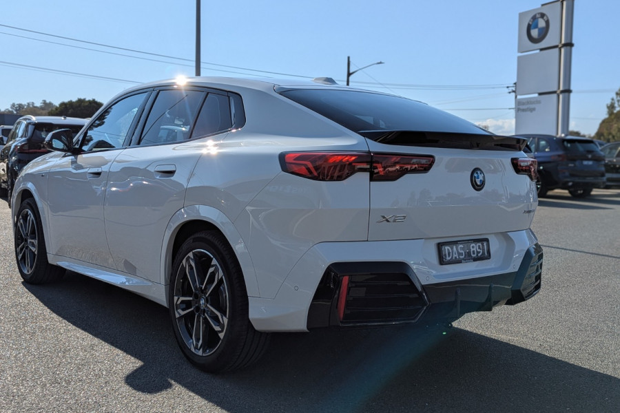 2024 BMW X2 SUV Image 11