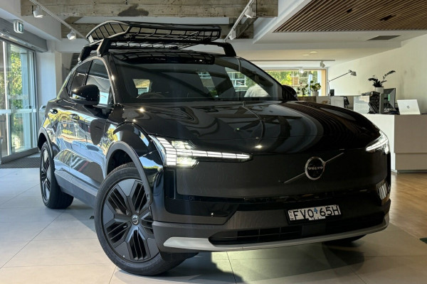 2026 Volvo EX30 Cross Country  Ultra Twin Motor Performance SUV Image 1