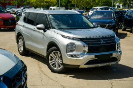 Mitsubishi Outlander LS ZM