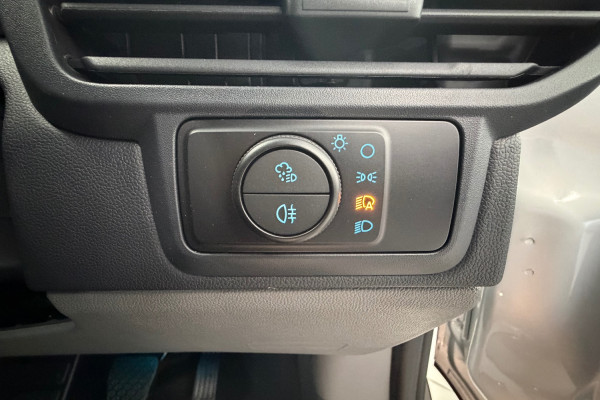 2026 MY26.5 Ford Transit Custom AV Trail LWB Van Image 23