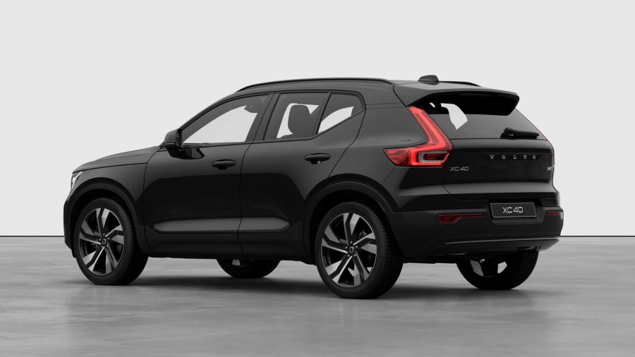 2026 Volvo XC40 XZ Ultra B4 Dark SUV Image 3