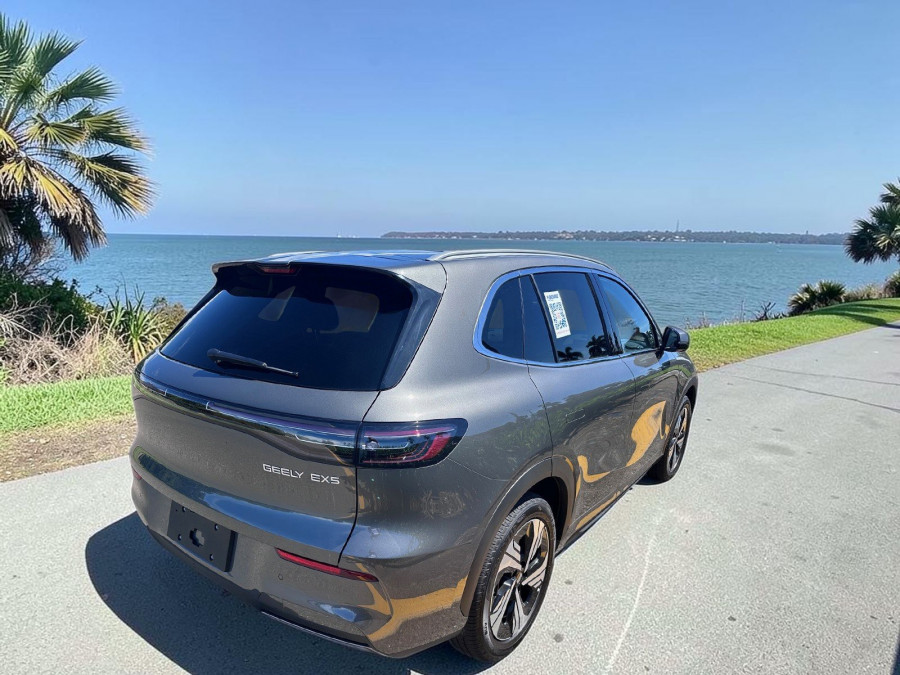 2026 Geely EX5 E245 Inspire Extended Range SUV Image 3